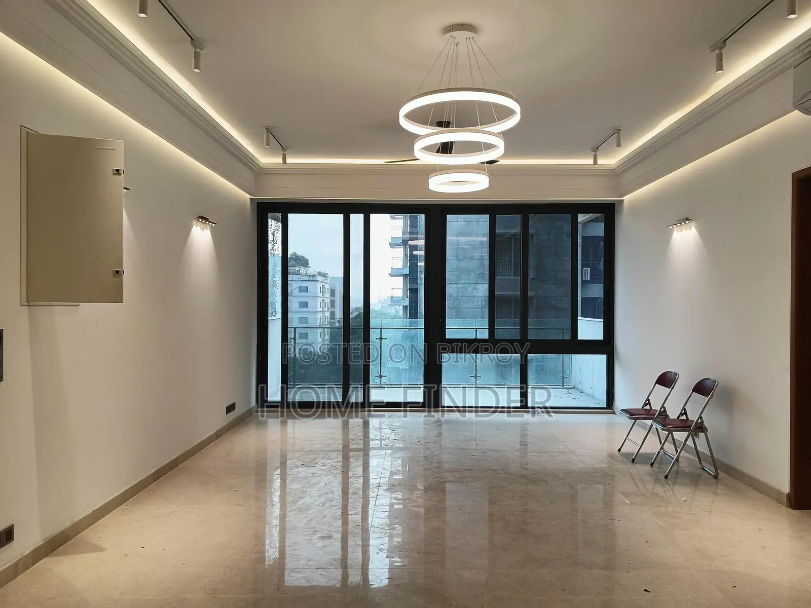 Luxurious Semi Furnished (3750 SqFt) Apt: For Rent @ Gulshan