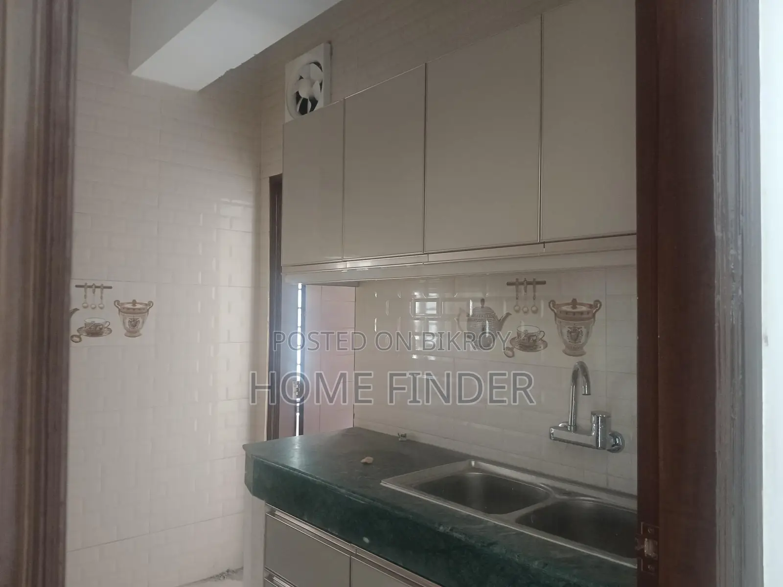 2040 Sqft BRAND NEW UN-FURNISHED APARTMENT FOR RENT IN GULSHAN