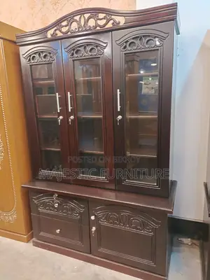 শোকেস ৫ ফুট। মডেল # ৪৯৩৮
