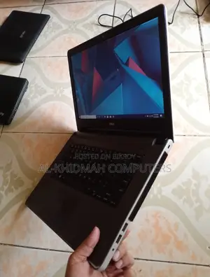 DELL Core i3 6th Gen Full Fresh Laptop, 4GB RAM, 500GB Hard Disk.