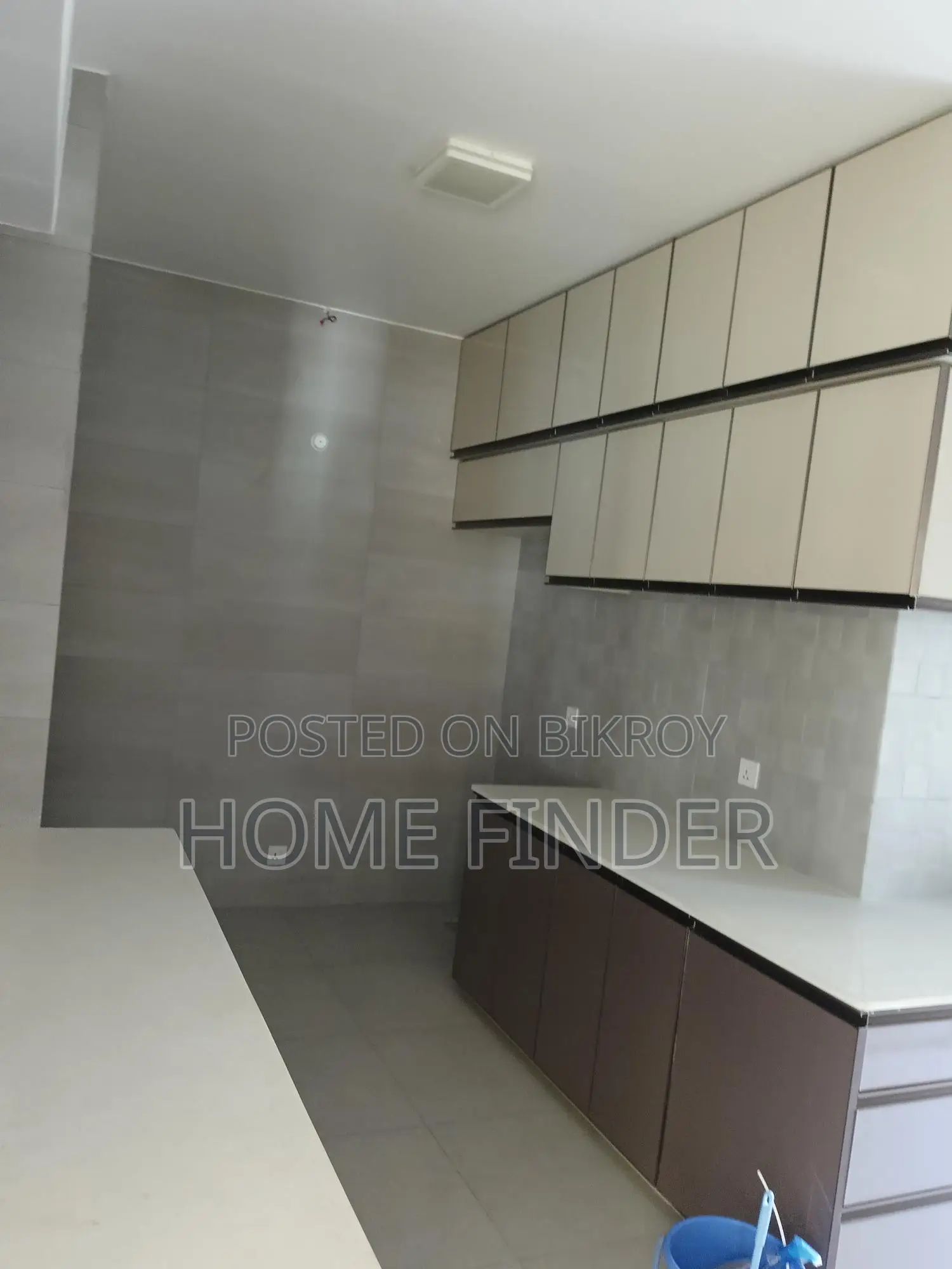 4bdrm Apartment in Gulshan for rent