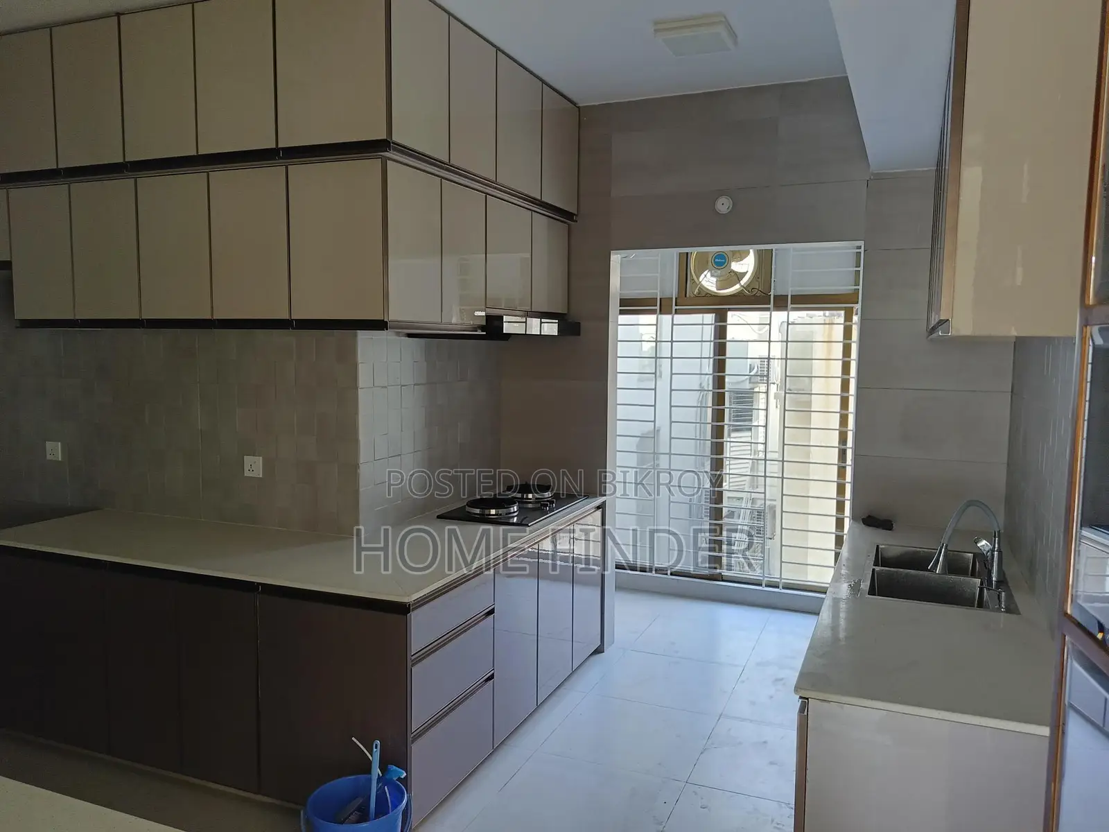 4bdrm Apartment in Gulshan for rent