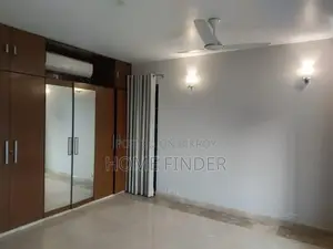 গুলশান ২-এ চমৎকার সেমি-ফার্নিশড রেডি অ্যাপার্টমেন্ট ভাড়া হবে