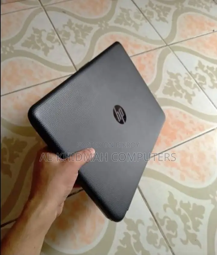 HP Core i3 5th Gen Laptop, 1000GB HDD, 4GB RAM, 15.6" কুরিয়ারেও দেয়া হয়।