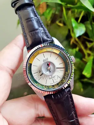 Dalil Swiss Made 1970's Hand Winding Automatic
