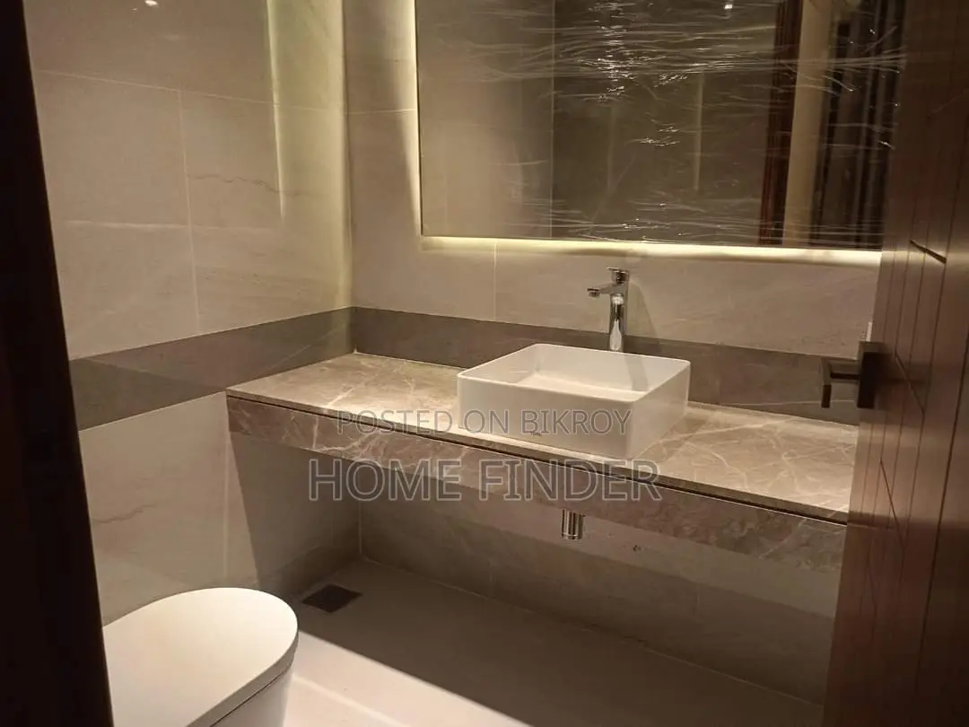 Gorgeous Fully Furnished New Apt: Rent in Gulshan