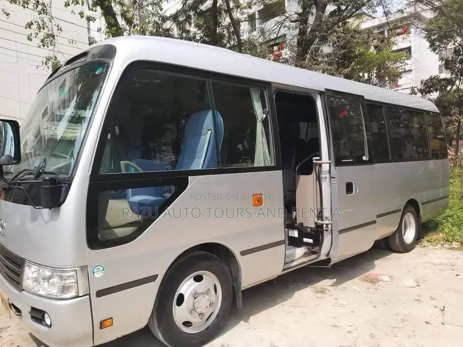 Niassan Coster Bus For Rent (29 Seats)