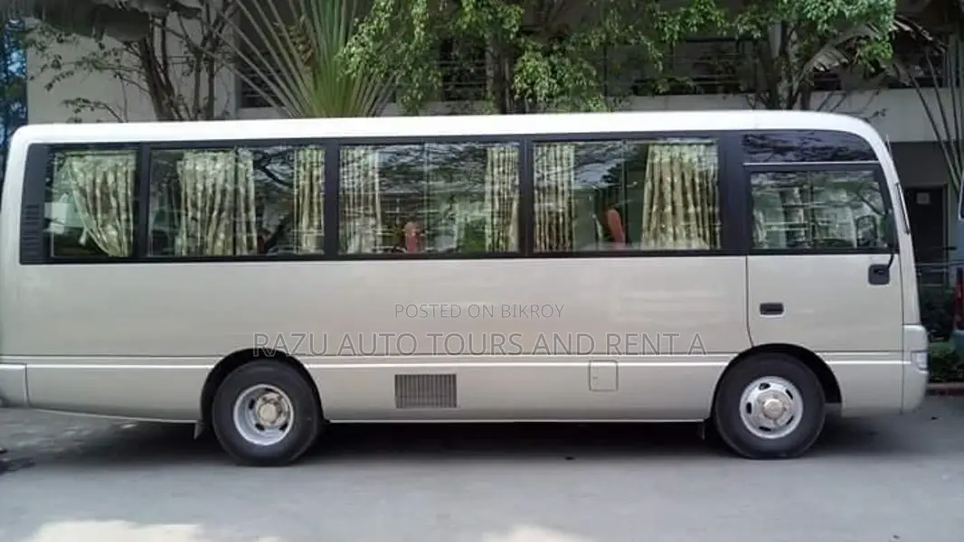 Niassan Coster Bus For Rent (29 Seats)