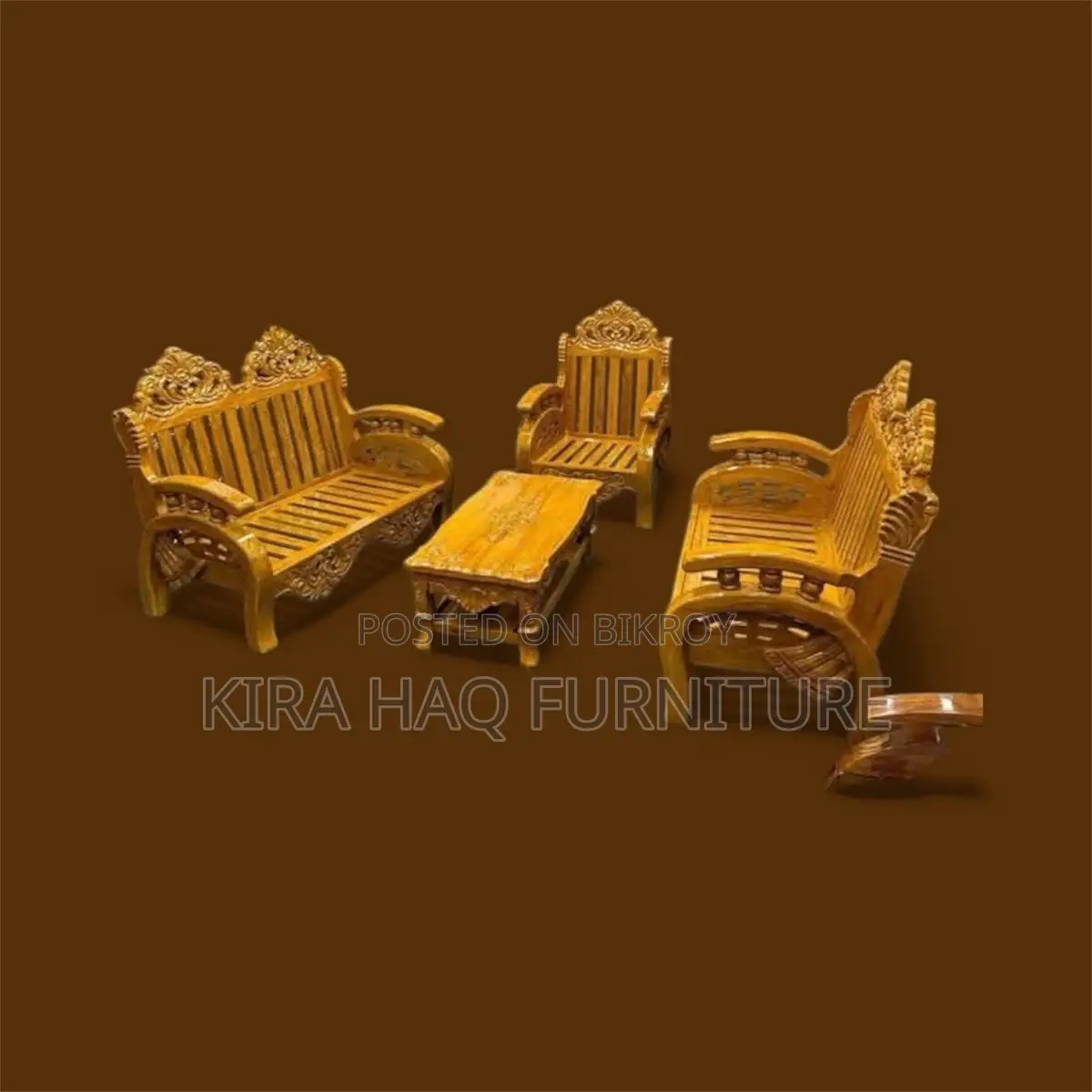 Kira Haque Foreign Model Sofa