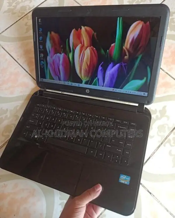 HP Core i3 Laptop, 4GB, 1000GB, Courier delivery available.