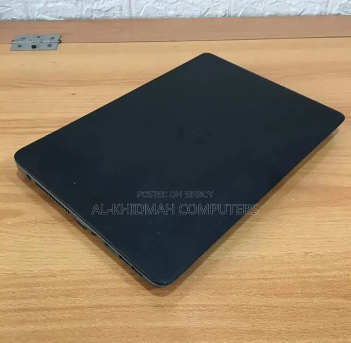 HP Core i5 Laptop, 500GB Hard Disk, 4GB RAM, Courier available.