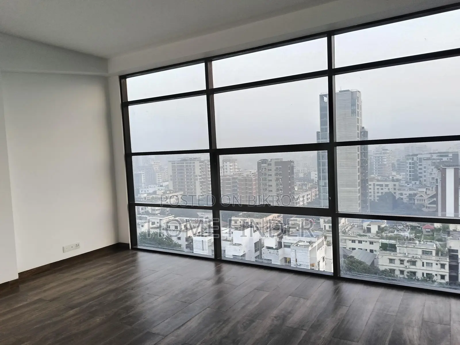 Luxurious Semi Furnished Brand New Apt: Rent @ Gulshan-2