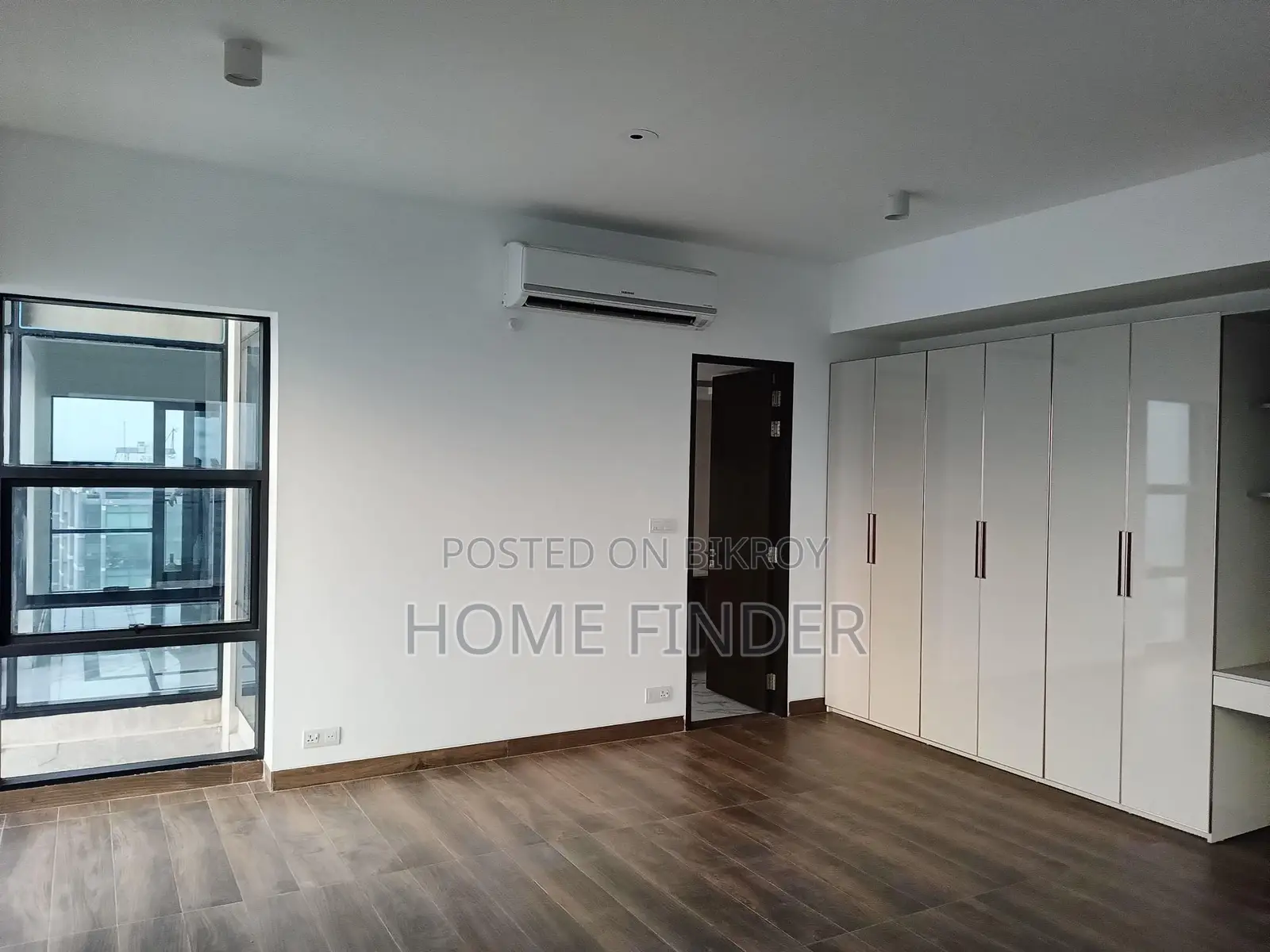 Luxurious Semi Furnished Brand New Apt: Rent @ Gulshan-2