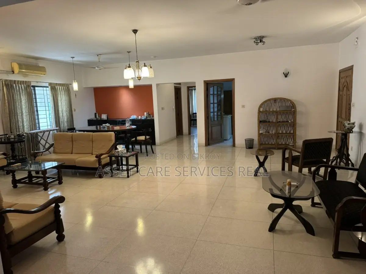 নর্থ গুলশানে ফুল ফার্নিশড অ্যাপার্টমেন্ট ভাড়া
