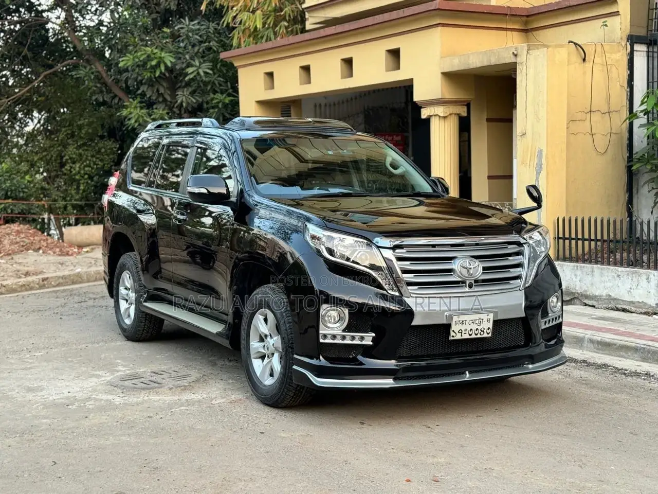 প্রাদো ভাড়ার জন্য