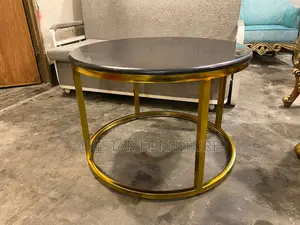 স্টাইলিশ রাউন্ড শেপ সেন্টার টেবিল
