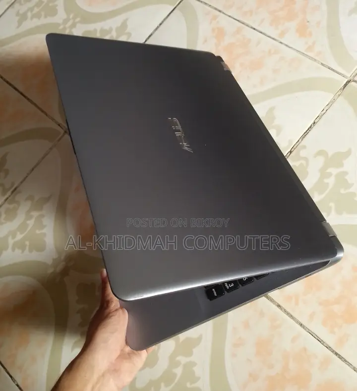 Asus Core i5 8th Gen Slim Laptop, 8/256, 15.6", Dedicated Graphics.