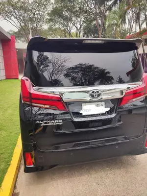 Alphard For Rent