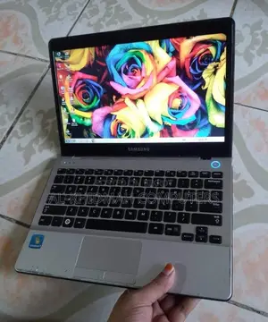 Samsung Mini Laptop, 500GB Hard Disk, Courier delivery available.