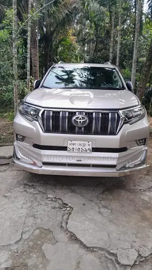 Land Cruiser Prado For Rent