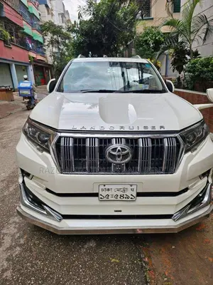 Land Cruiser Prado For Rent