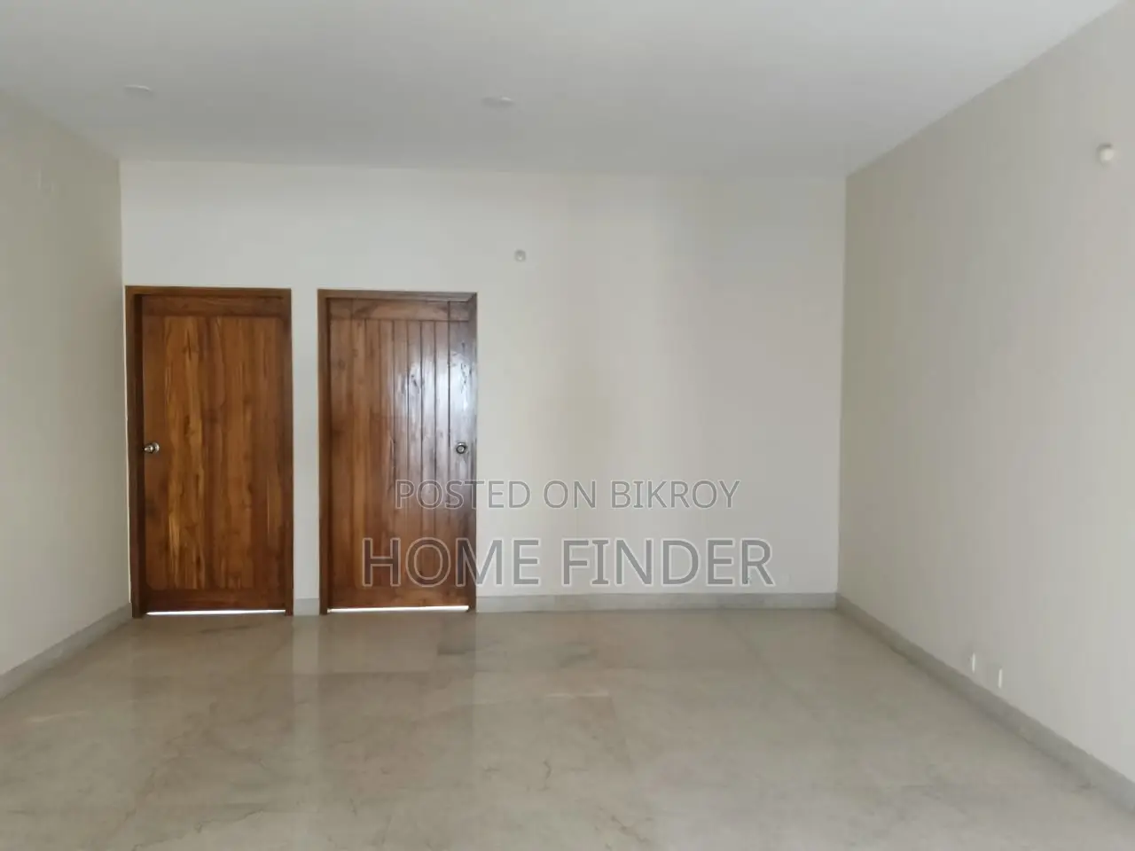 Brand New Modern Facilities Exclusive Flat Rent In GULSHAN 2