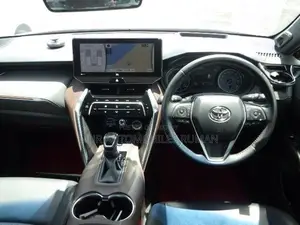 Toyota Harrier Z LEATHER MODELISTA 2021