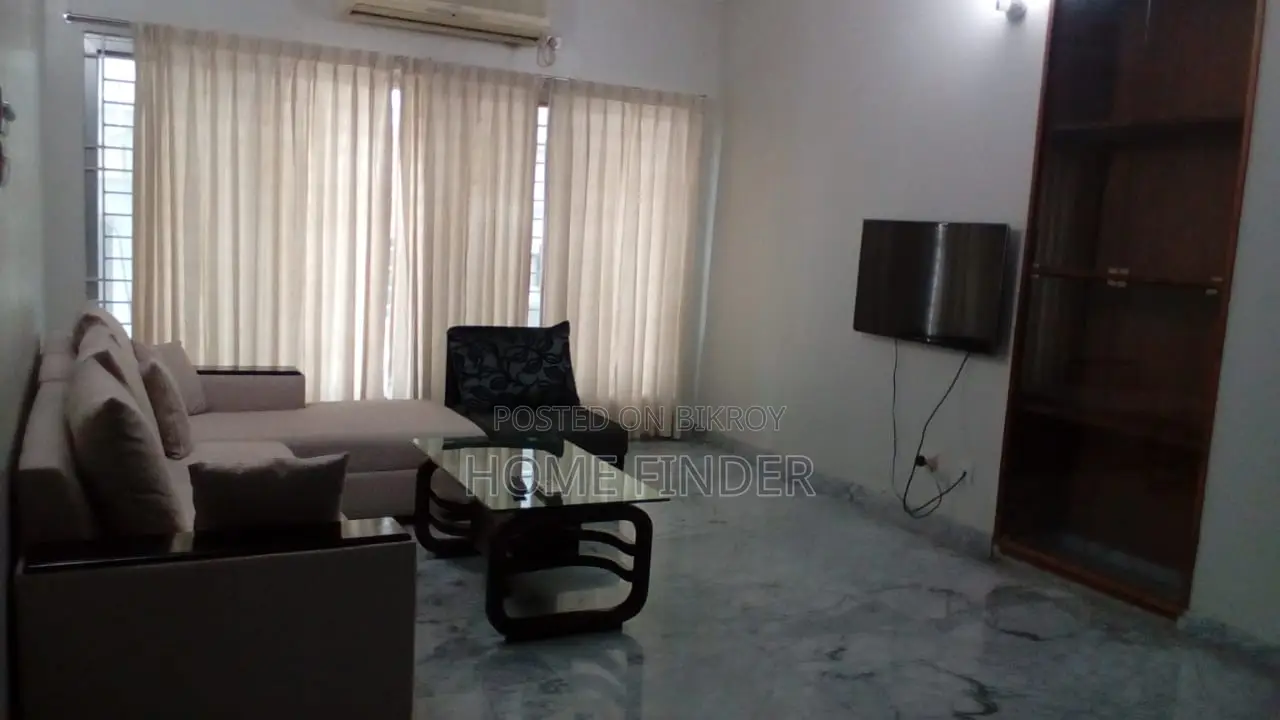 2600 Sqft 3bhk Fully Furnished Flat Rent in Gulshan
