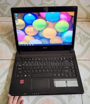 Acer Core i3 Laptop (500GB HDD, 4GB RAM) Nationwide Courier Available.