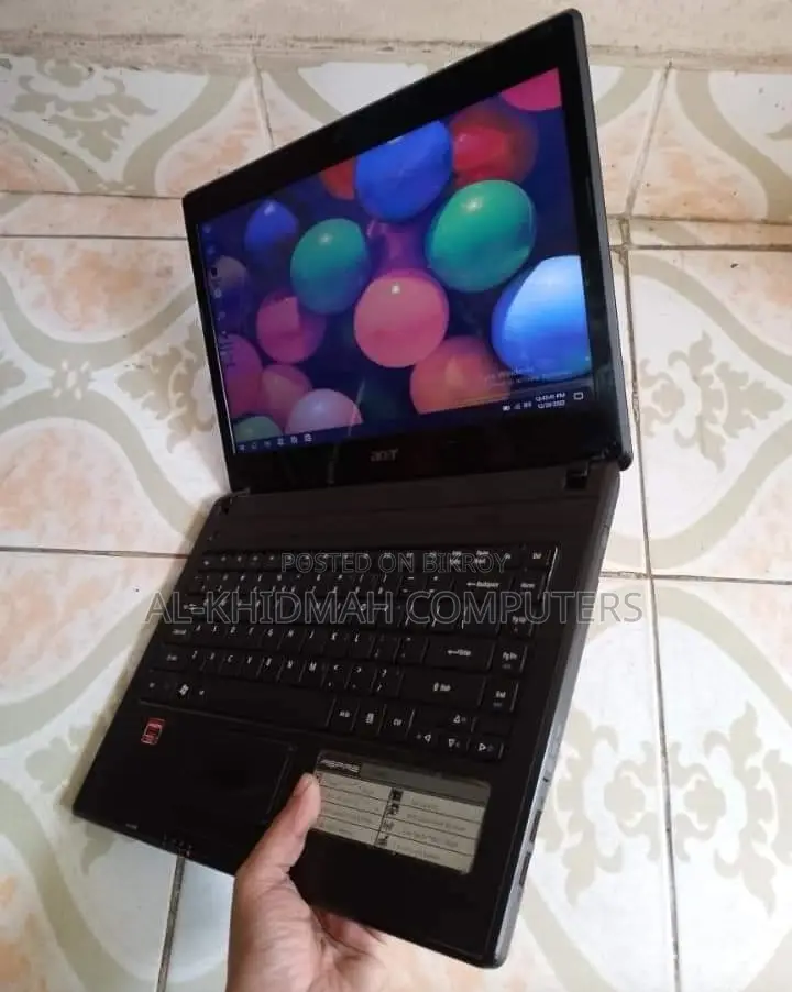 Acer Core i3 Laptop (500GB HDD, 4GB RAM) Nationwide Courier Available.