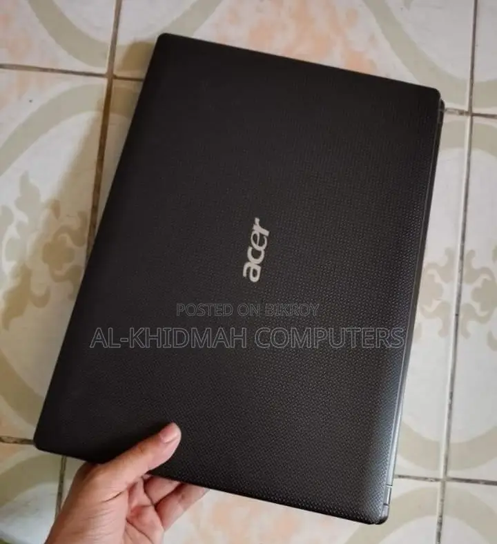 Acer Core i3 Laptop (500GB HDD, 4GB RAM) Nationwide Courier Available.