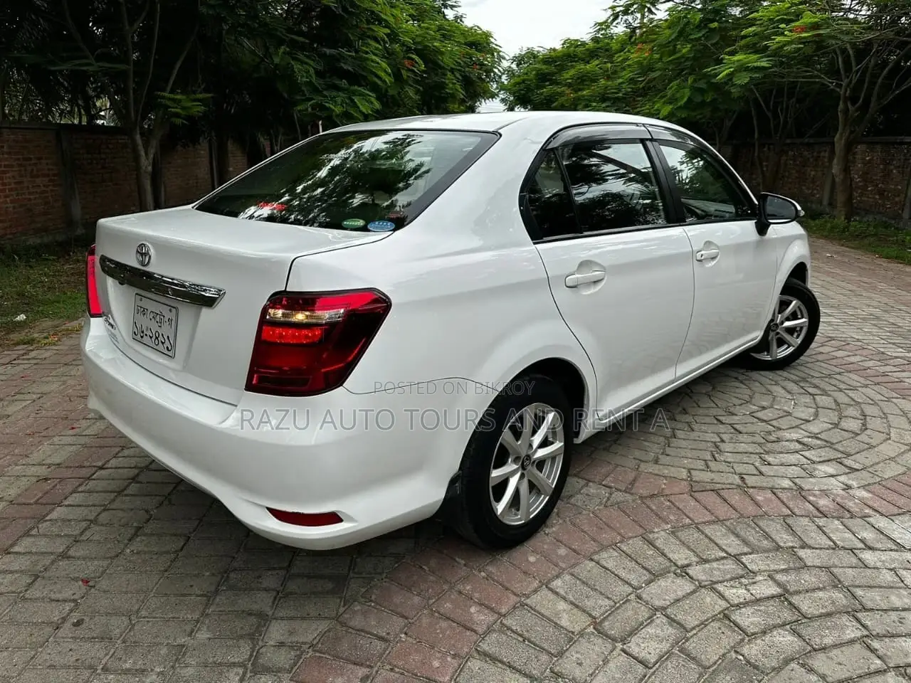 Axio For Rent