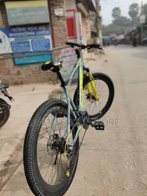 কোর জিও ২০০ মডেল