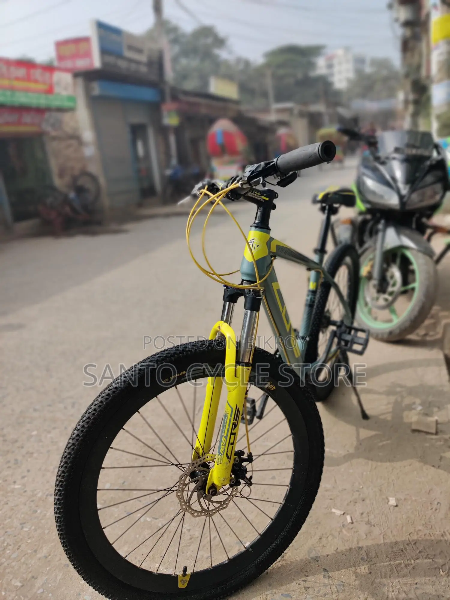 কোর জিও ২০০ মডেল