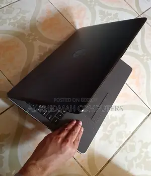 HP Pavilion Core i3 6th Gen Laptop, 4GB RAM, 500GB, কুরিয়ারেআও দেয়া হয়।