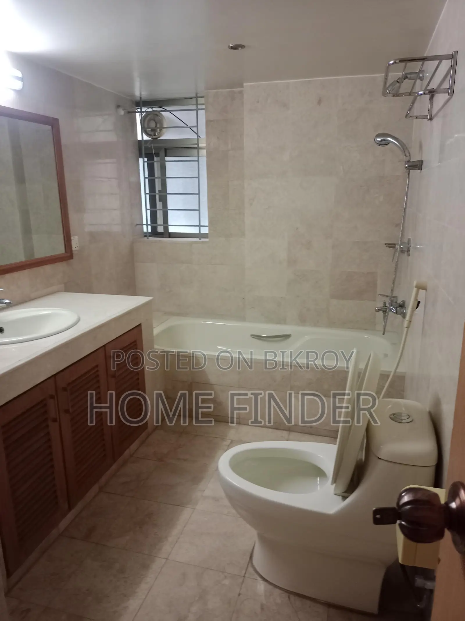 Semi-Furnished 3bed-2550 Sqft Apartment Rent in Gulshan-2