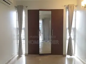 গুলশানে ৪৩০০ বর্গফুটের সুইমিং পুল ও জিম সুবিধাসহ ব্র্যান্ড নিউ ফ্ল্যাট ভাড়া