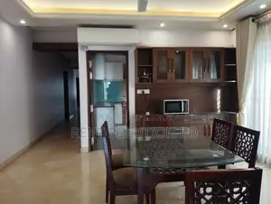 শান্তা হোল্ডিংসের ৫ম তলার বিলাসবহুল ফার্নিশড অ্যাপার্টমেন্ট...