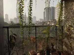 শান্তা হোল্ডিংসের ৫ম তলার বিলাসবহুল ফার্নিশড অ্যাপার্টমেন্ট...