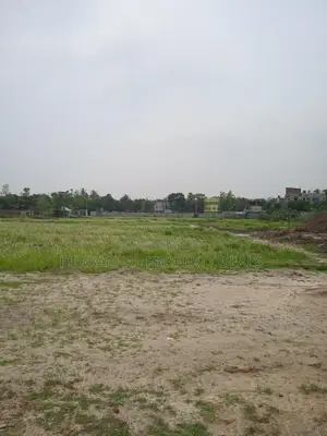 শীতলক্ষ্যা নদীর তীরে ৮০ বিঘা প্রিমিয়াম জমি – নিরাপদ ও লাভজনক বিনিয়োগ