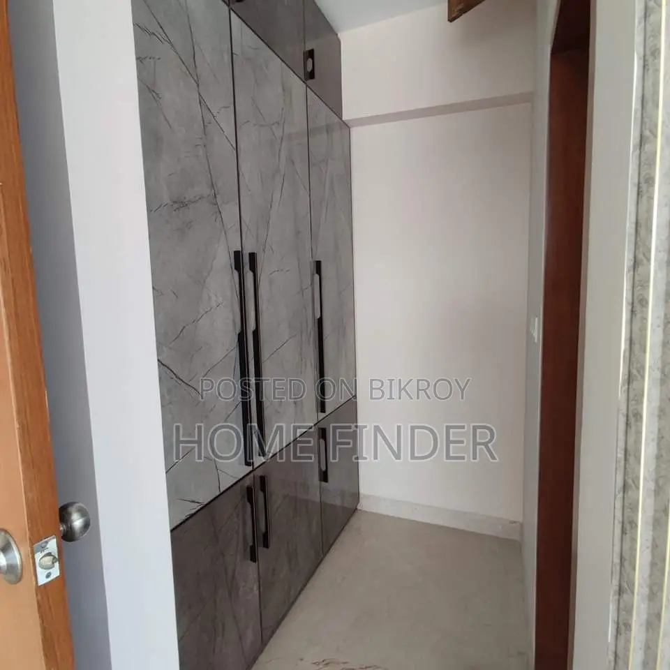 Semi Furnished Ready Luxurious Apartment Rent In GULSHAN 2