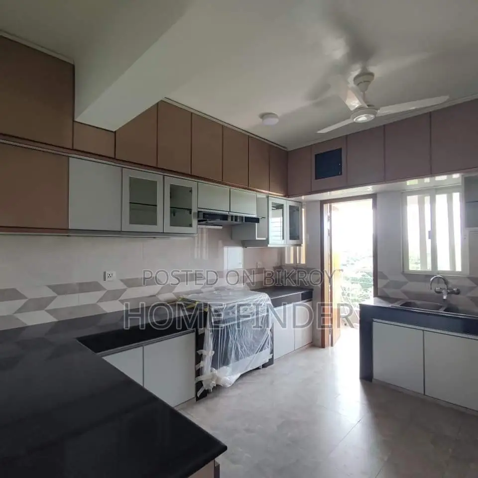 Semi Furnished Ready Luxurious Apartment Rent In GULSHAN 2