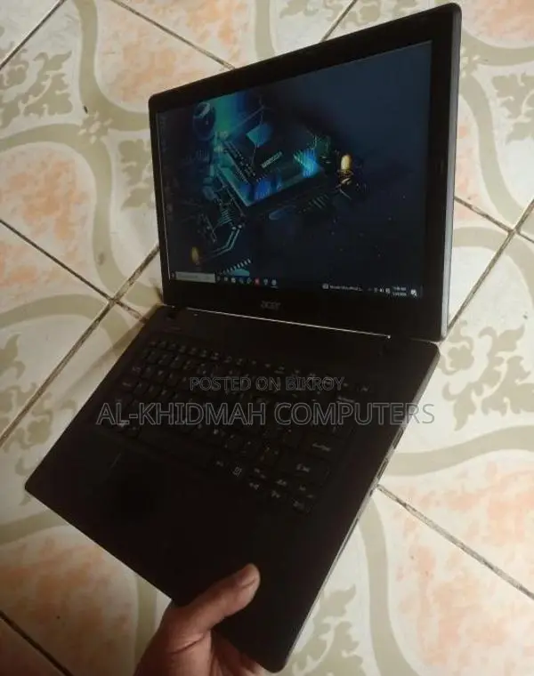 Acer Core i5 ৭ম জেনারেশন ফুল ফ্রেশ ল্যাপটপ, সারাদেশে কুরিয়ারেও দেওয়া হয়।