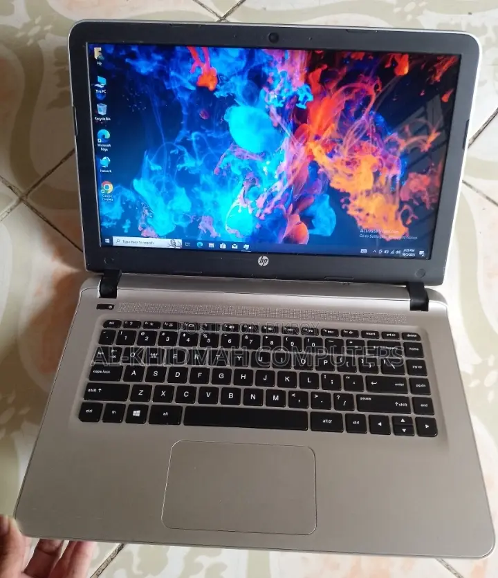 Hp Core I3 6th Gen Full Fresh Laptop, 8gb/256gb, 14", কুরিয়ারেও দেয়া হয়।