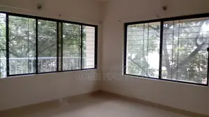 গুলশানে ভাড়ার জন্য ২৮০০ বর্গফুটের ৪ বেড আনফার্নিশড অ্যাপার্টমেন্ট