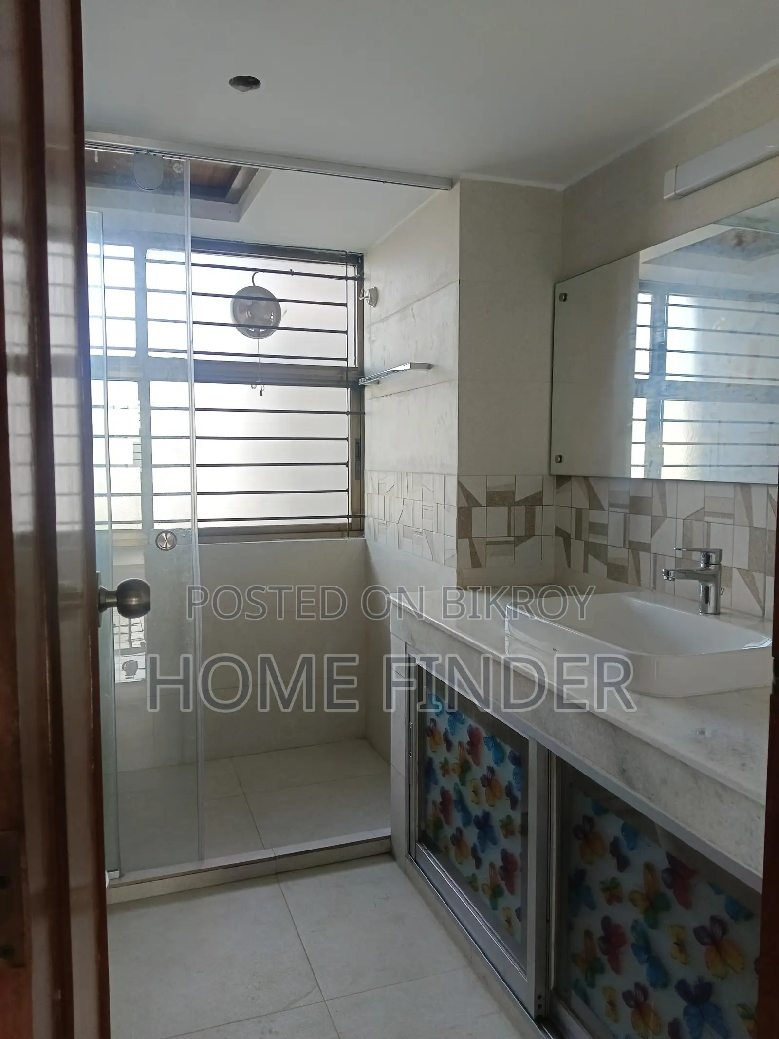 4000 Sqft BRAND NEW UN-FURNISHED APARTMENT FOR RENT IN GULSHAN