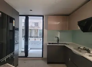 With gym and swim luxurious 4Bed 3400sft full furnished apartments