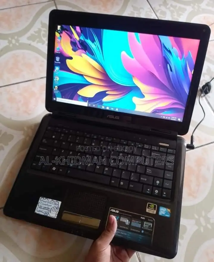Asus Dual Core Laptop, 2GB RAM, 250GB Hard Disk.