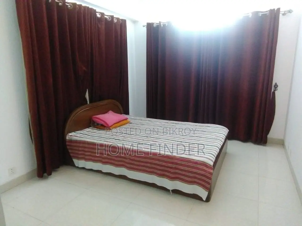 Excellent Fully Furnished 3bed 2200 Sqft Flat Rent In Gulshan