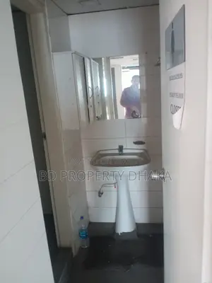 ৬১২০ বর্গফুট কমার্শিয়াল ওপেন স্পেস ভাড়ার জন্য